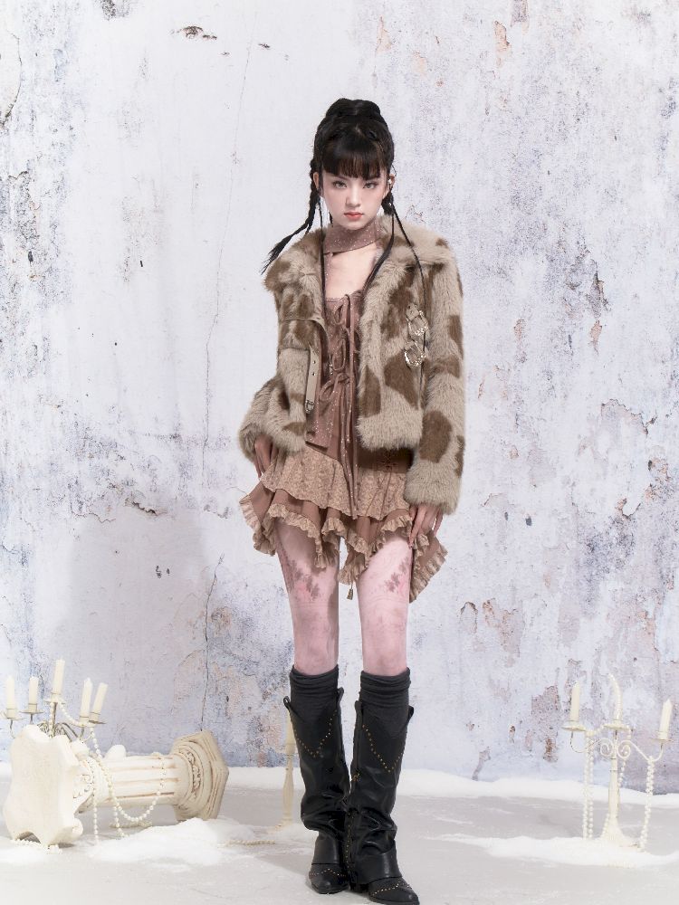 Short Jacket with Cow Pattern Carved Leather Buttons【s0000005308】