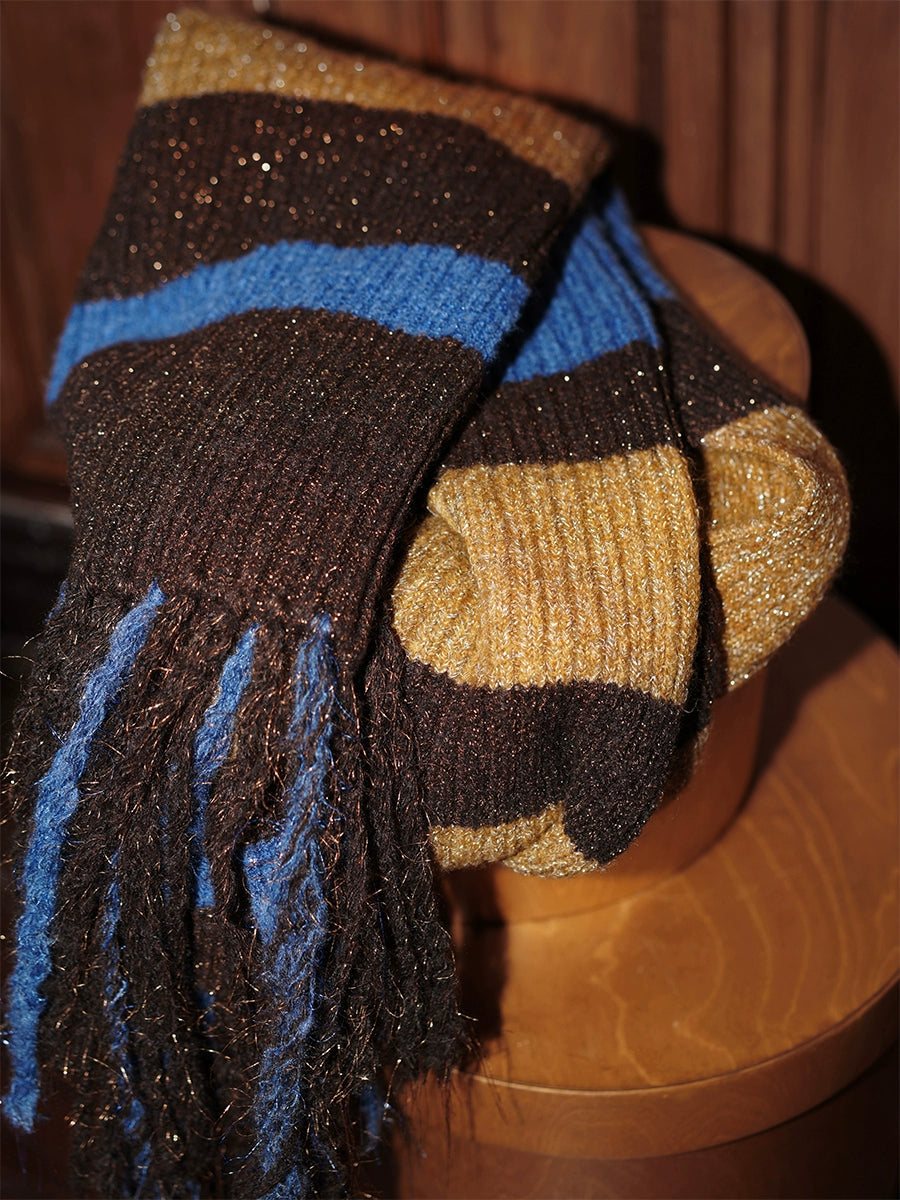 Contrast Color Border Tassel Muffler