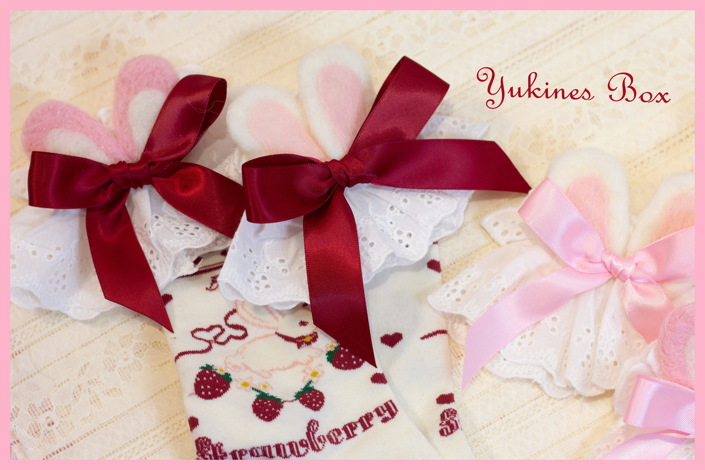 Yukines Box - Kawaii Lolita Strawberry Bunny Print Socks