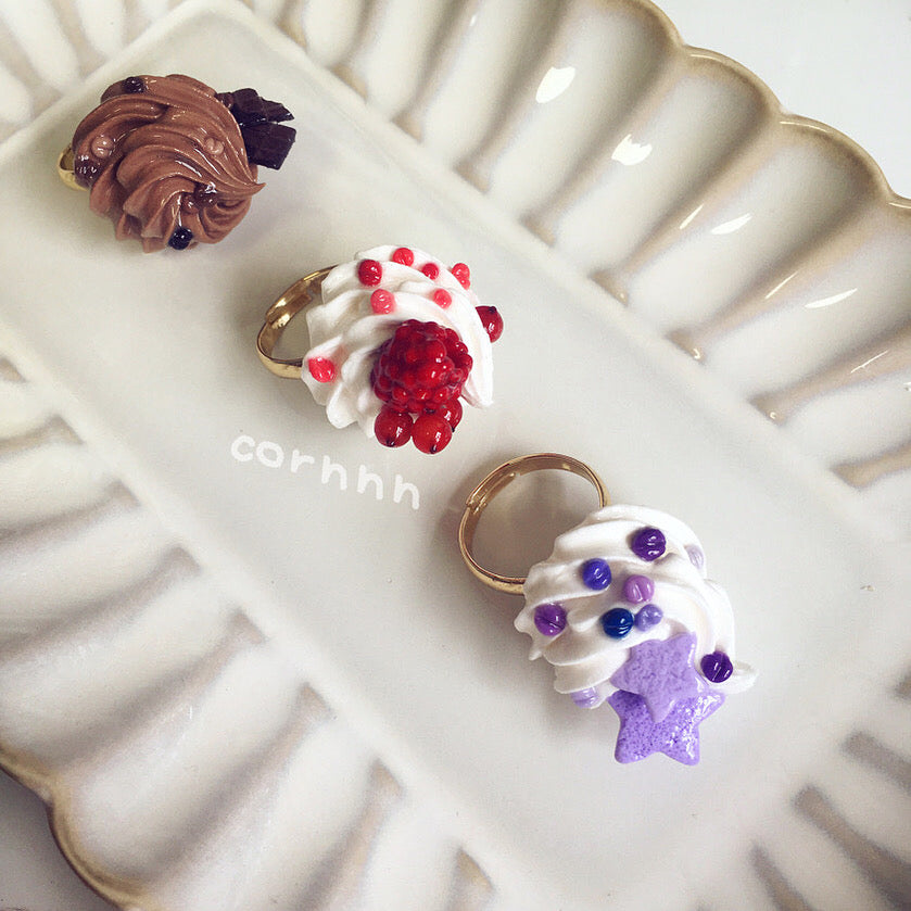 Cornnn - Handmade Cream Roll Chocolate and Fresh Milk Adjustable Ring