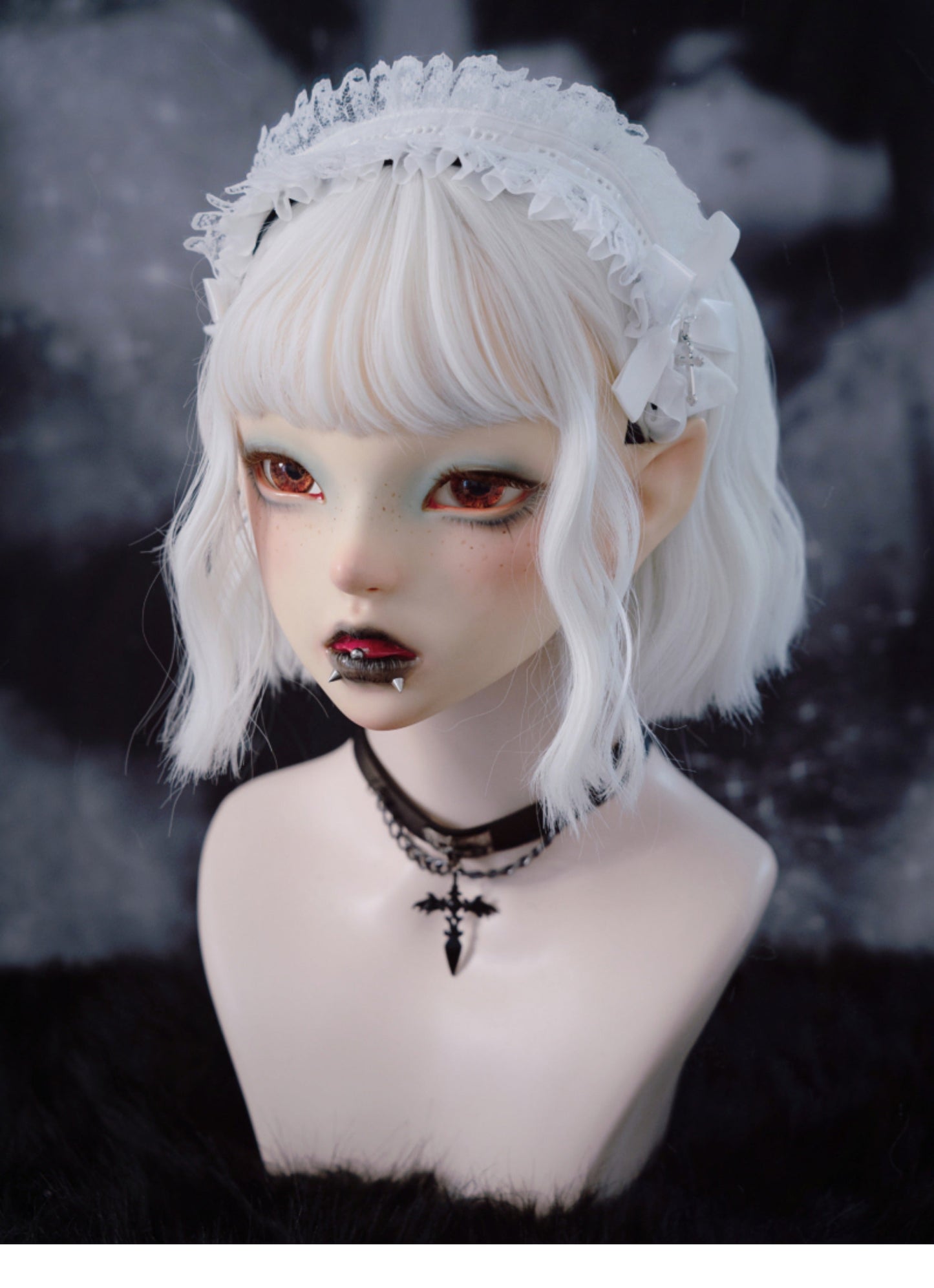 Strange Sugar - Gothic Lolita White Ruffle Hairband