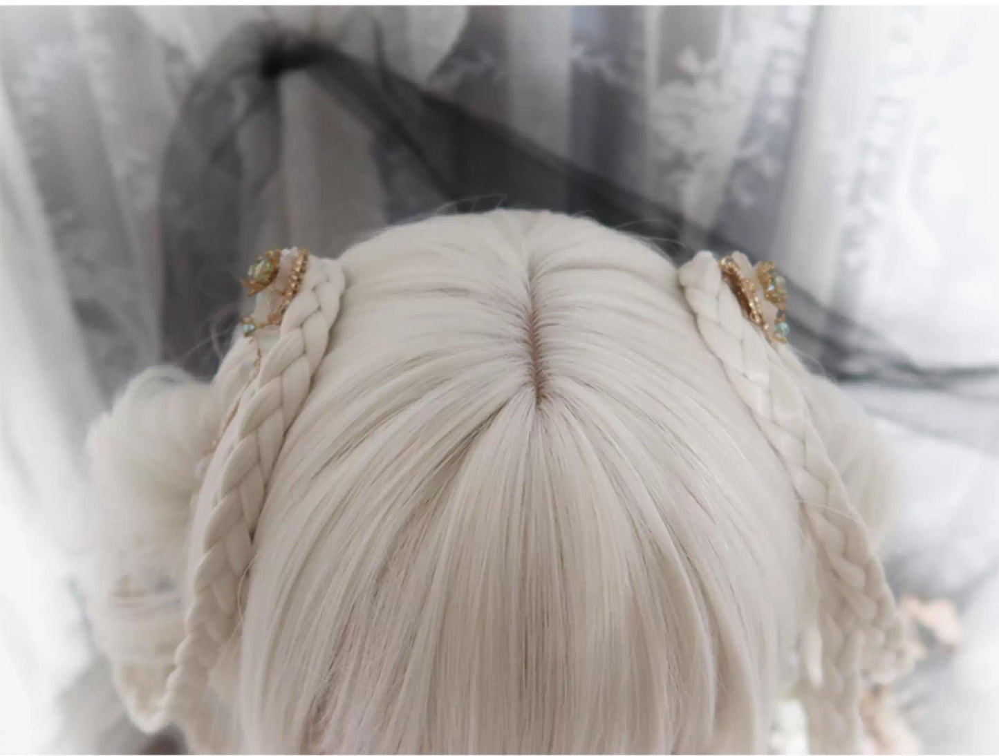 Pippi Palace - Elegant Off-White Short Lolita Wig