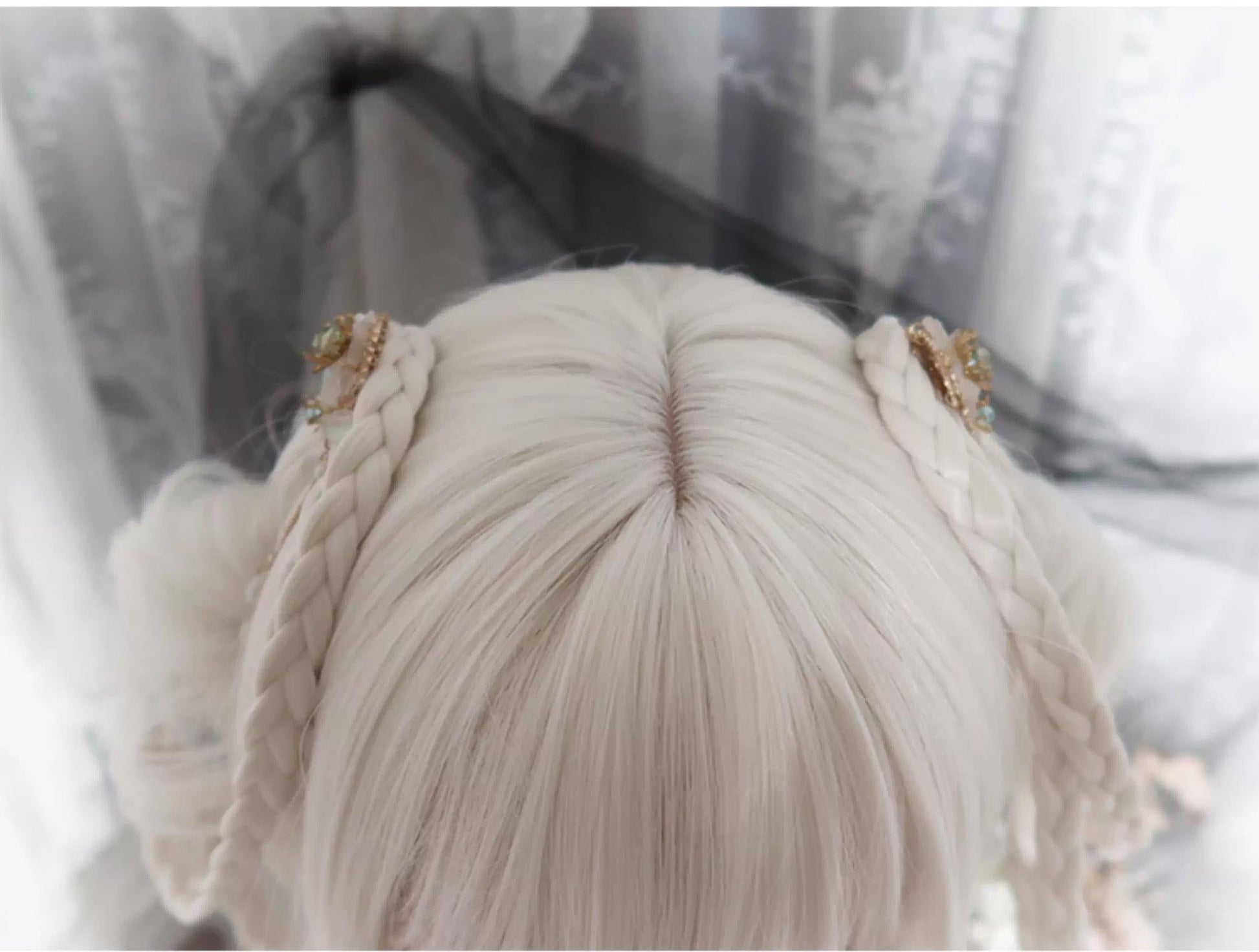 Pippi Palace - Elegant Off-White Short Lolita Wig