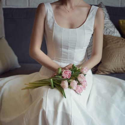 Pure white lady retro dress