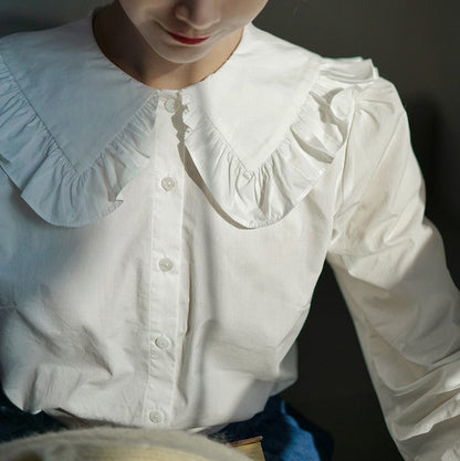 White lady vintage frill blouse