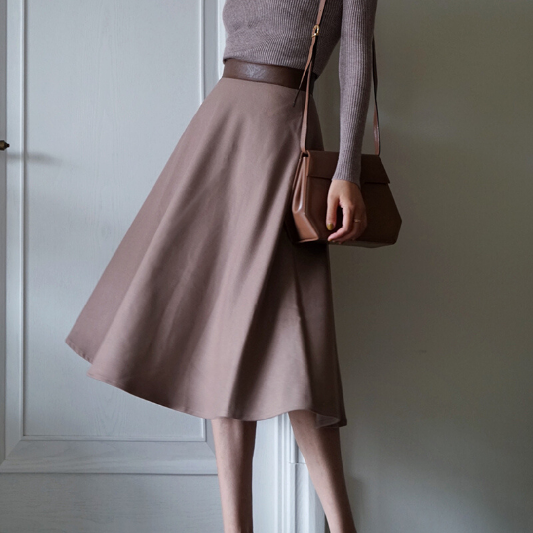 lady's classic skirt