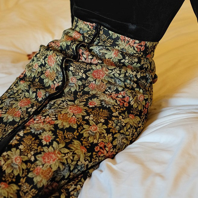 Bouquet of flowers jacquard skirt