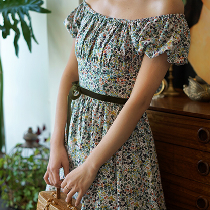 Floral vintage dress for lakeside vacation