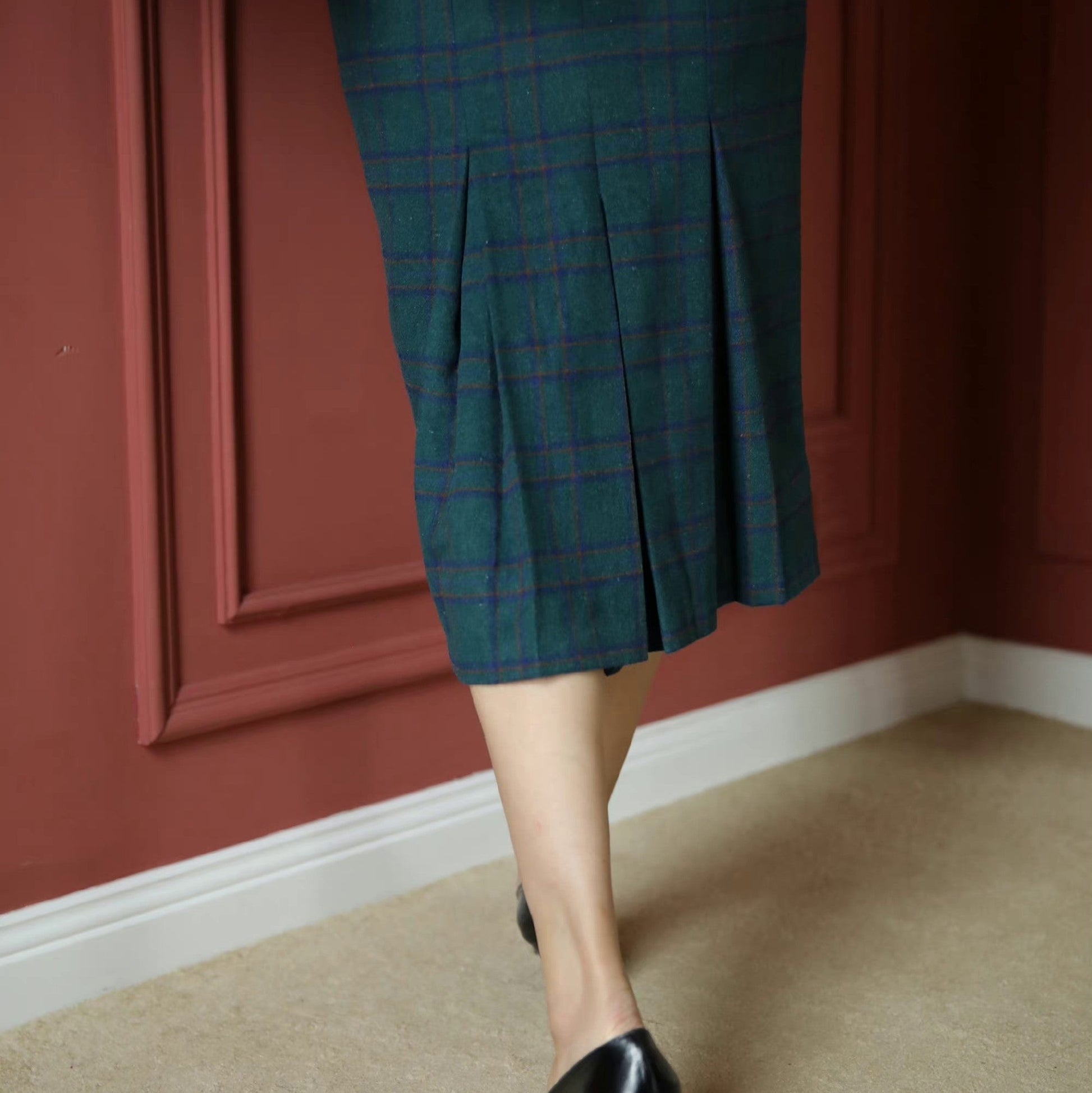 Indigo green plaid retro jacket and tight skirt and flared skirt