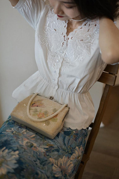 Floral embroidery white vintage blouse