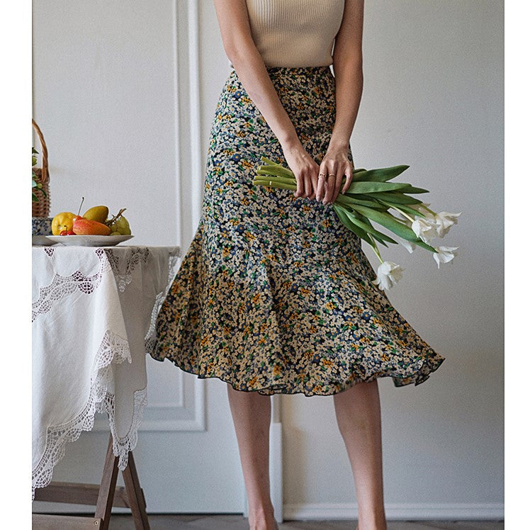 Vintage skirt dripping with flower drops