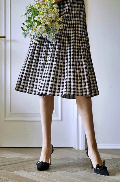 retro plaid skirt