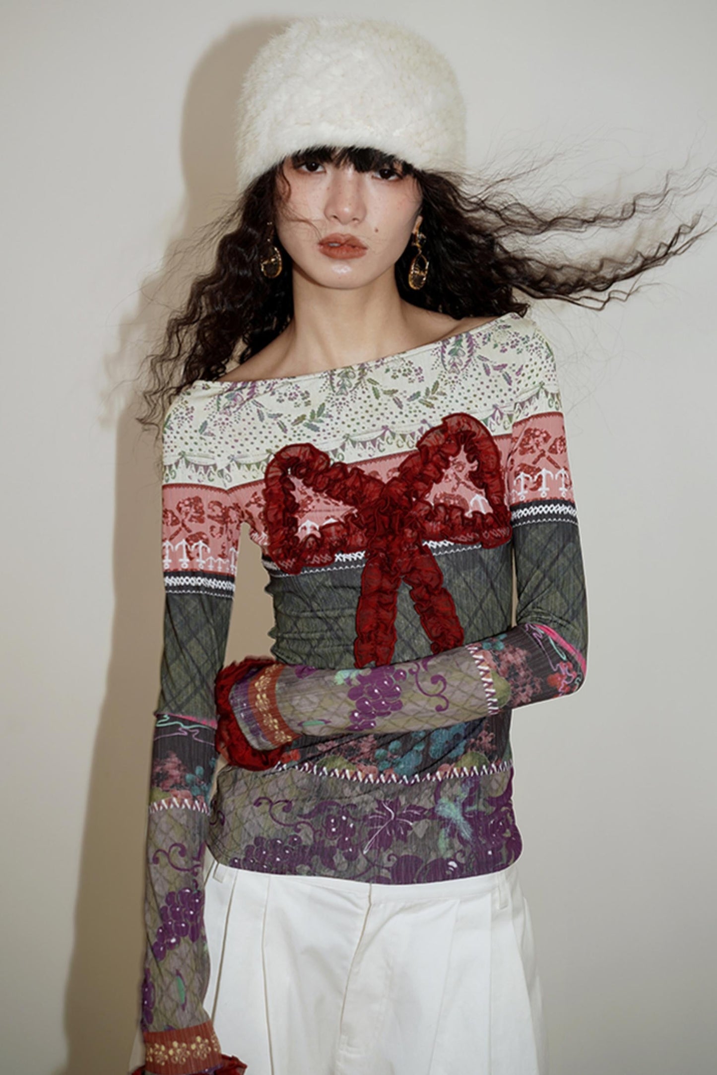 Retro Christmas Bow Collage Tee