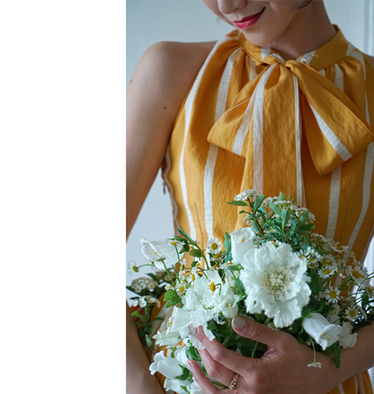 actress retro striped dress