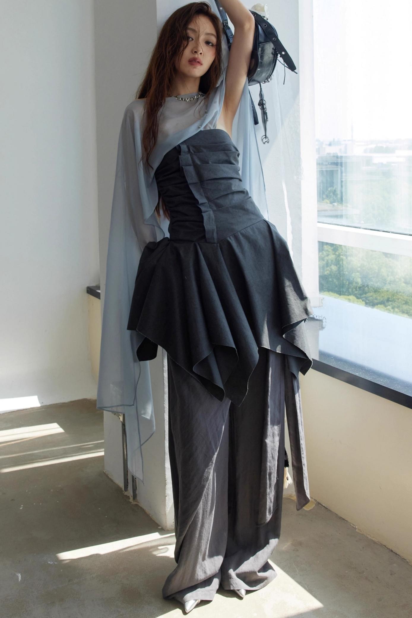 Lace-Trimmed Wide-Leg Culottes