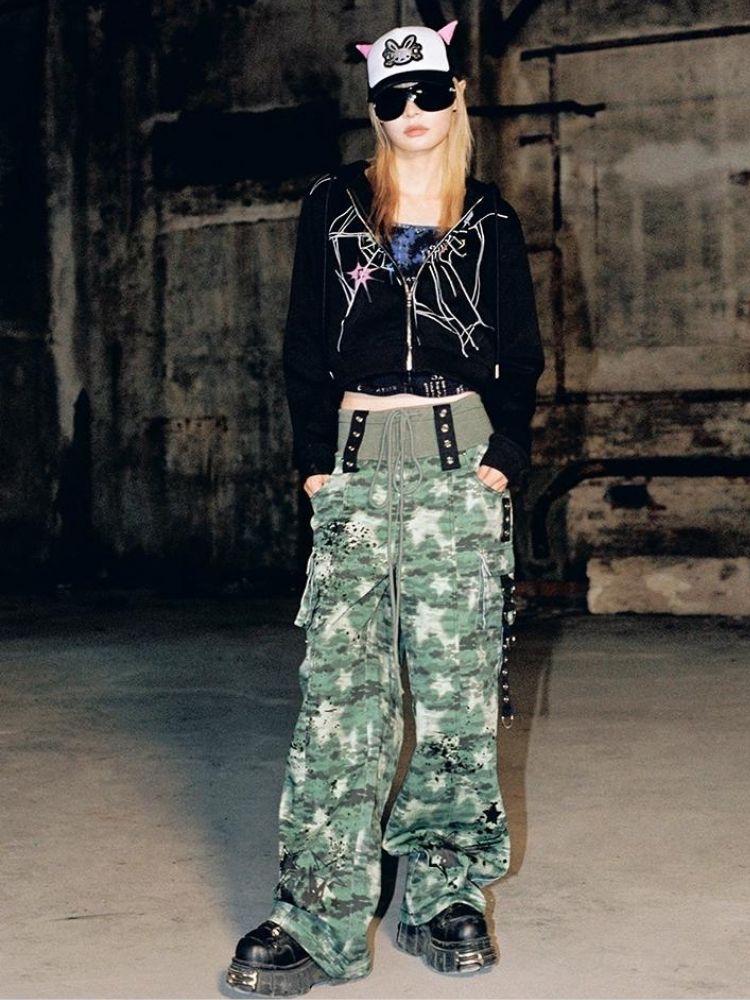 Embroidered Pointed Horn Trucker Hat【s0000004816】