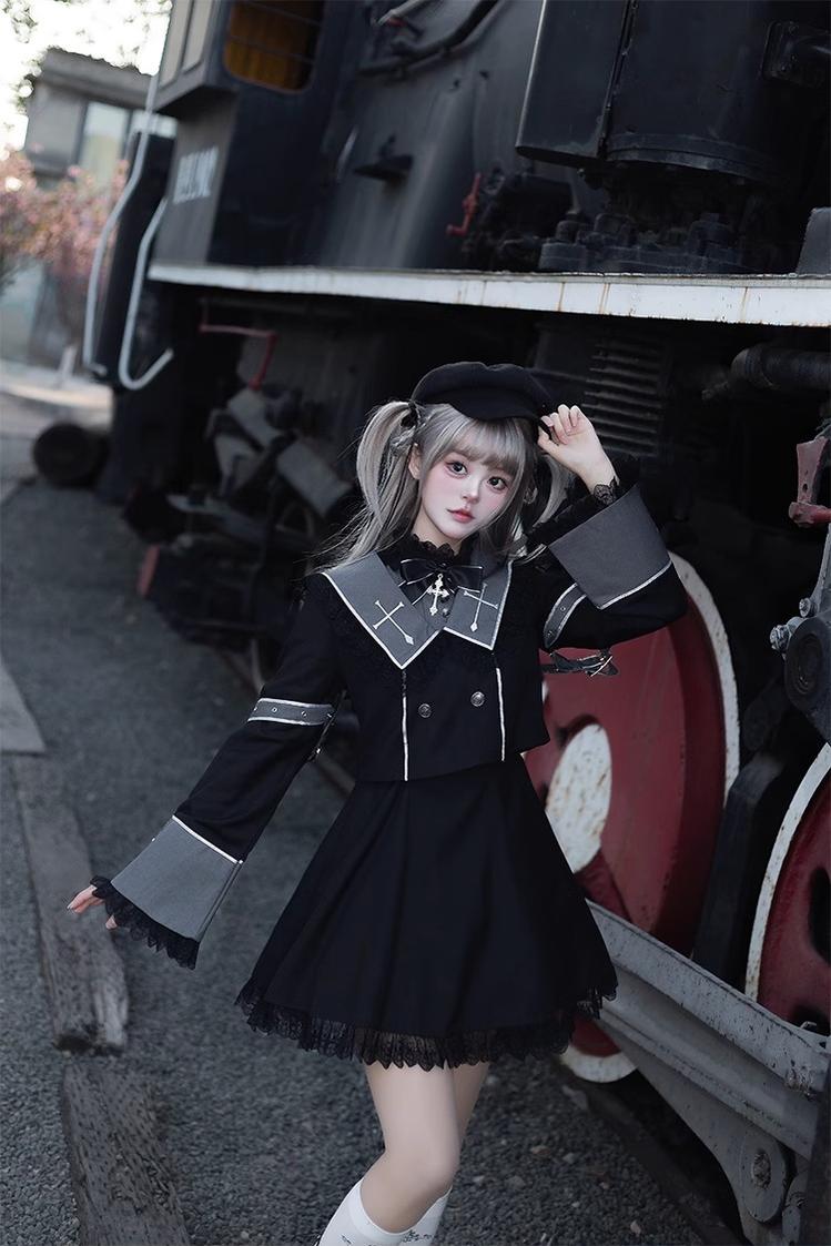 CastleToo - Rules of the Otherworld - Gothic Ouji Lolita Shorts Set with Embroidery Jacket