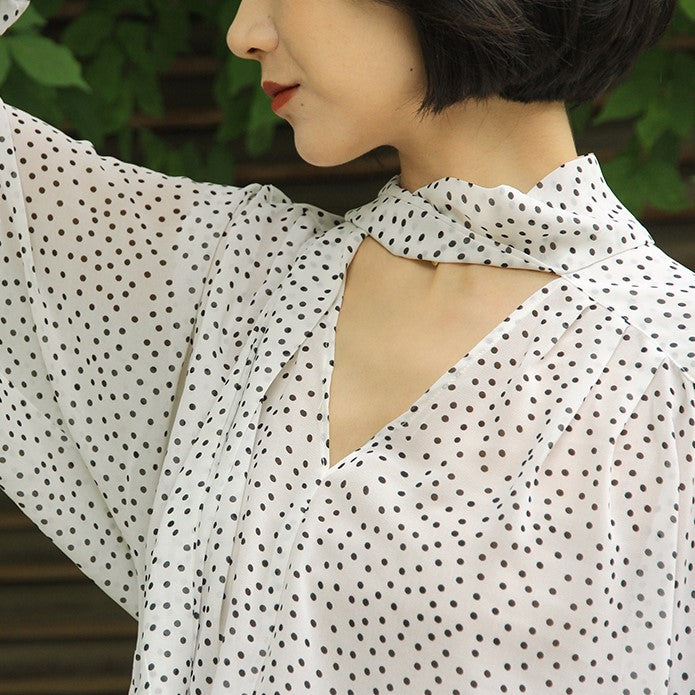 Lady's Polka Dot Retro Blouse