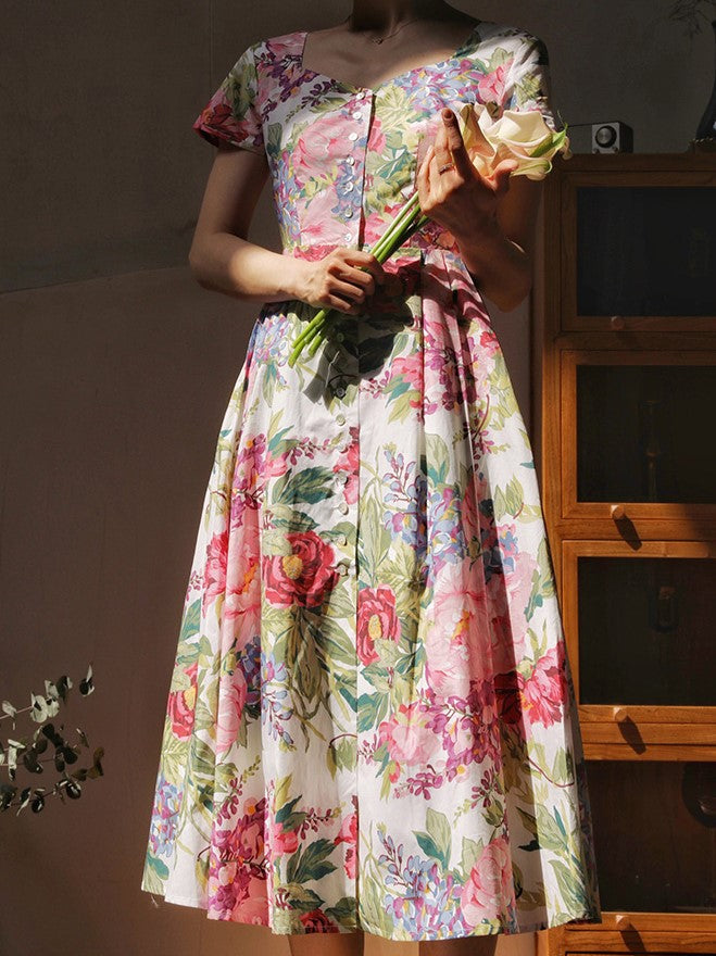 Baby pink and rosy floral pattern vintage dress