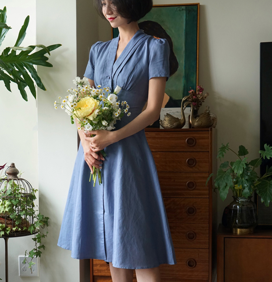 Viscountess Vintage Dress