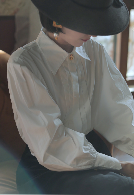 Lady White Classical Blouse