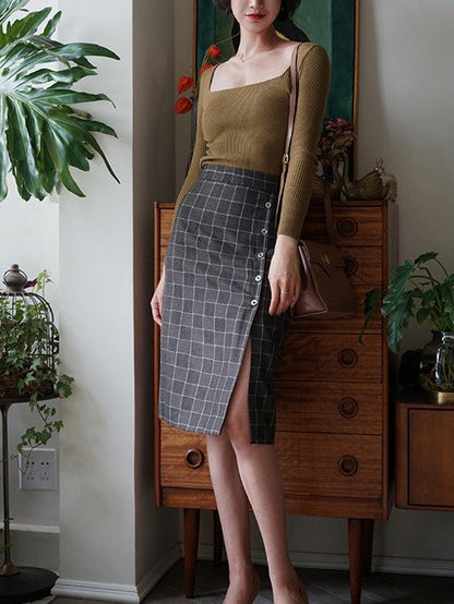 classical plaid skirt