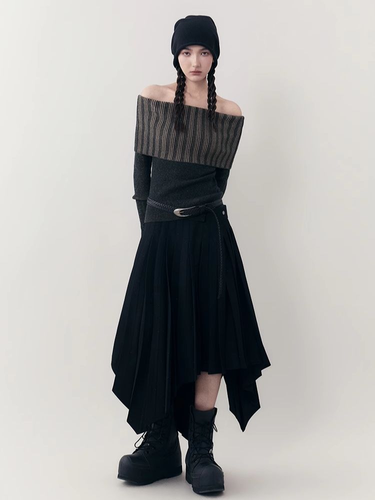 One-shoulder lapel knit sweater【s0000006392】