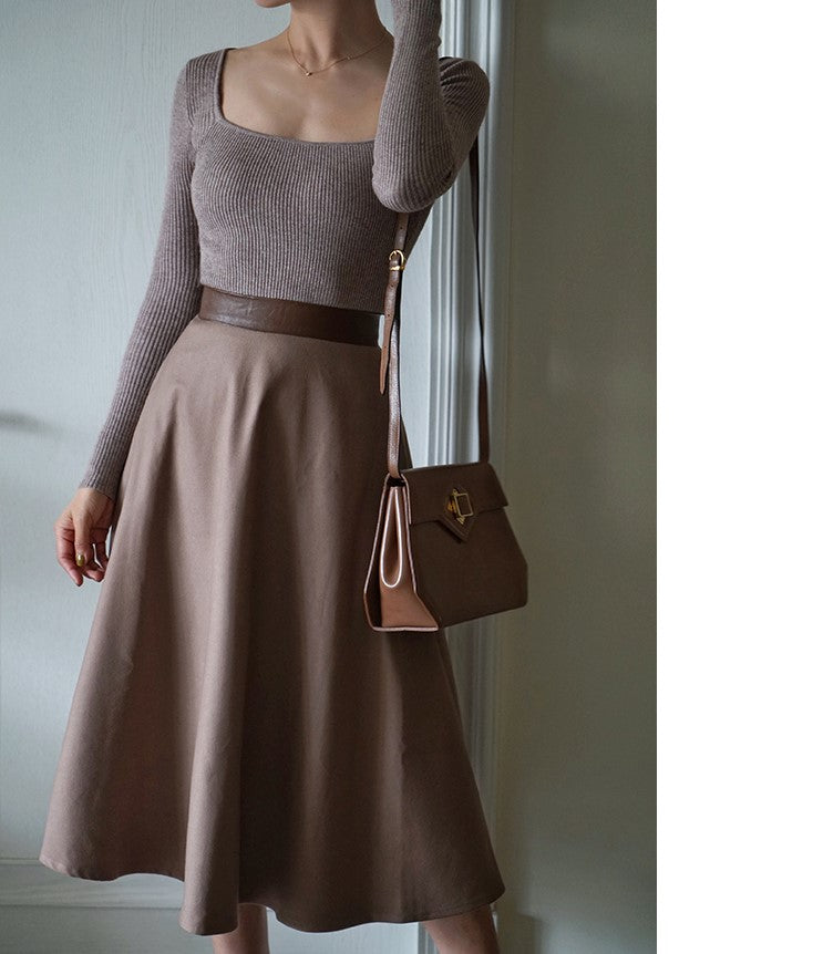 lady's classic skirt