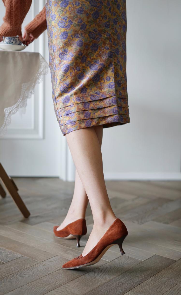 Blue-purple floral jacquard satin skirt