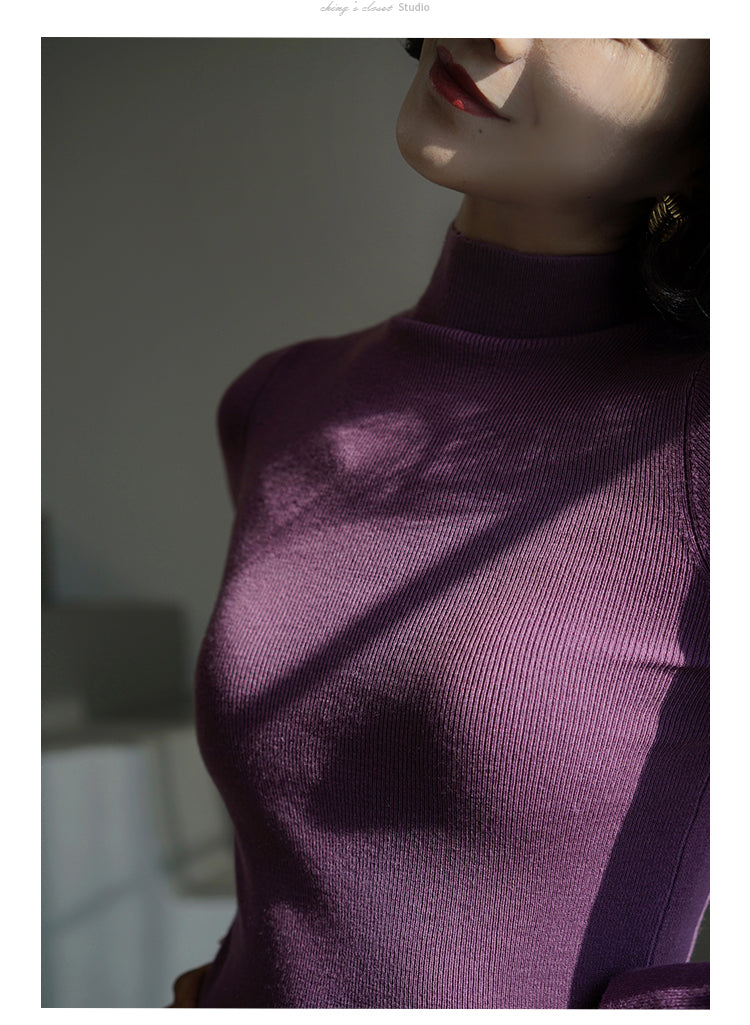 Lady's turtleneck knit