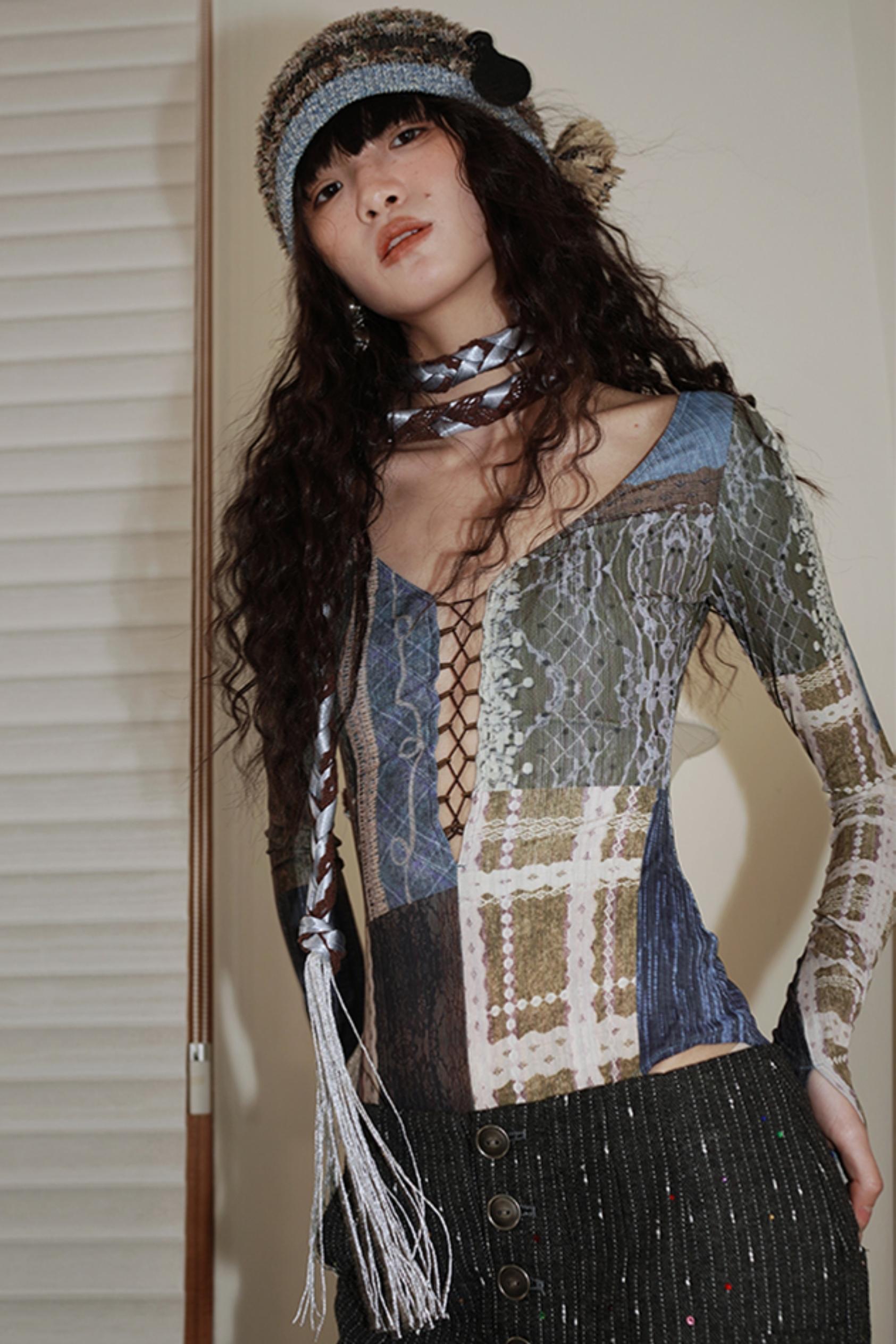 Retro Western Print V-Neck Bodysuit Top