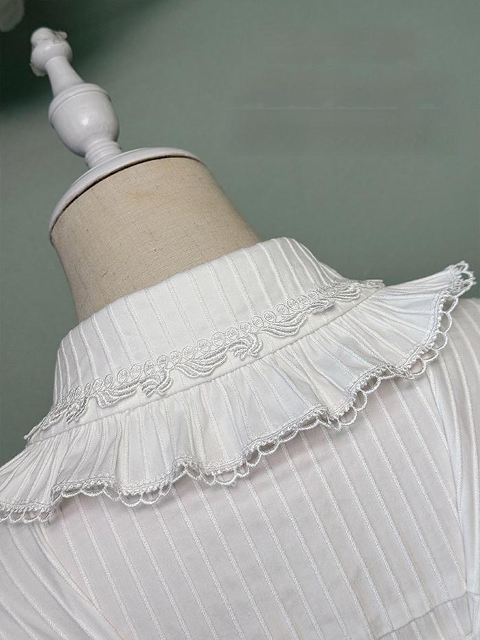 Shuang Sheng Xiao Xiong - Bite The Cake - White Sweet Lolita Blouse, Lace-Up Back