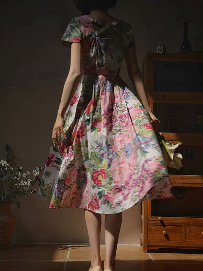 Baby pink and rosy floral pattern vintage dress