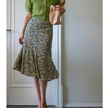 Vintage skirt dripping with flower drops