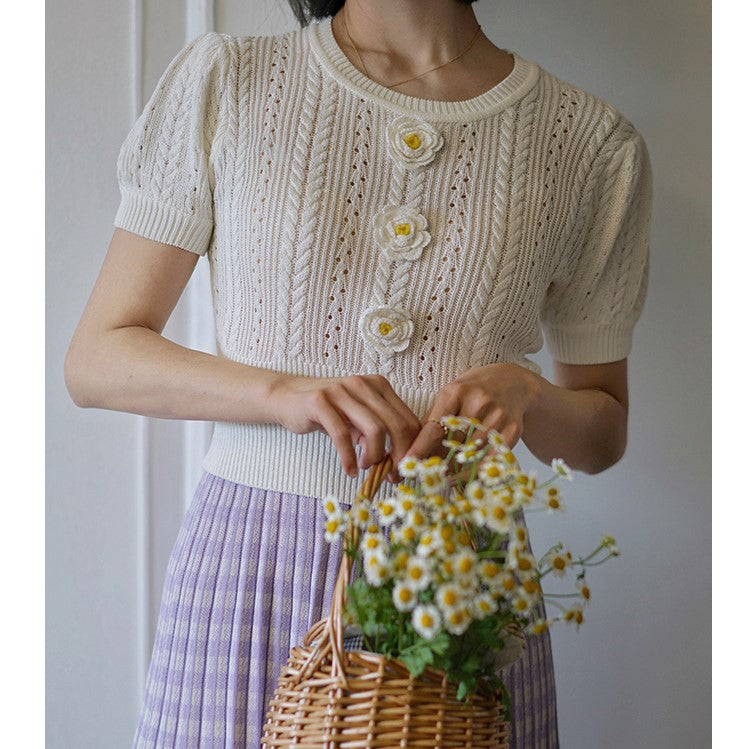 Chrysanthemum flower knit blouse