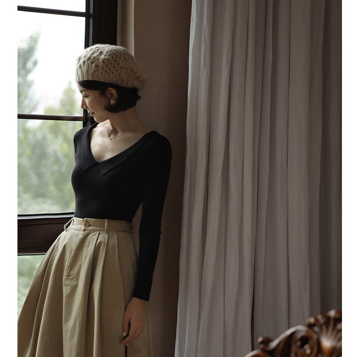 Lady's elegant slim knit