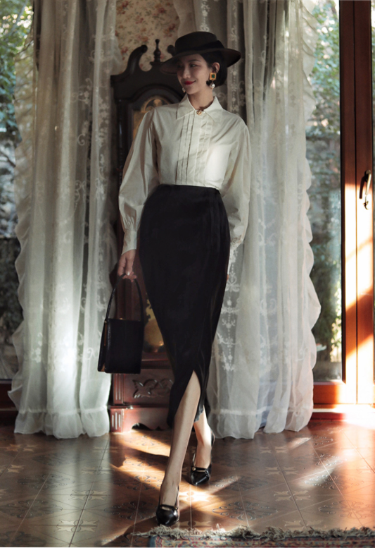 Dame Velvet Pencil Skirt