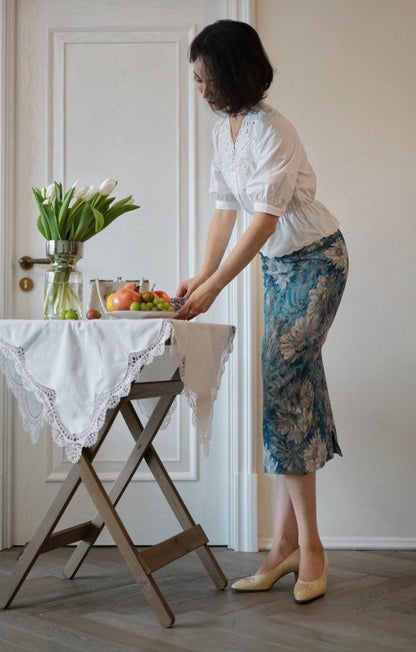 Floral embroidery white vintage blouse