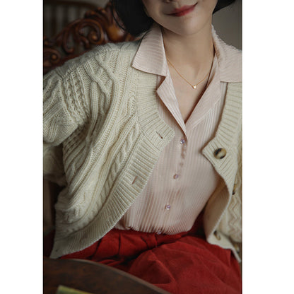 lady's retro cardigan