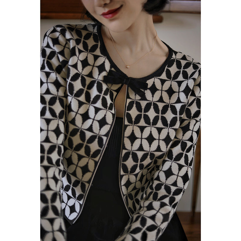 Geometric pattern classical cardigan