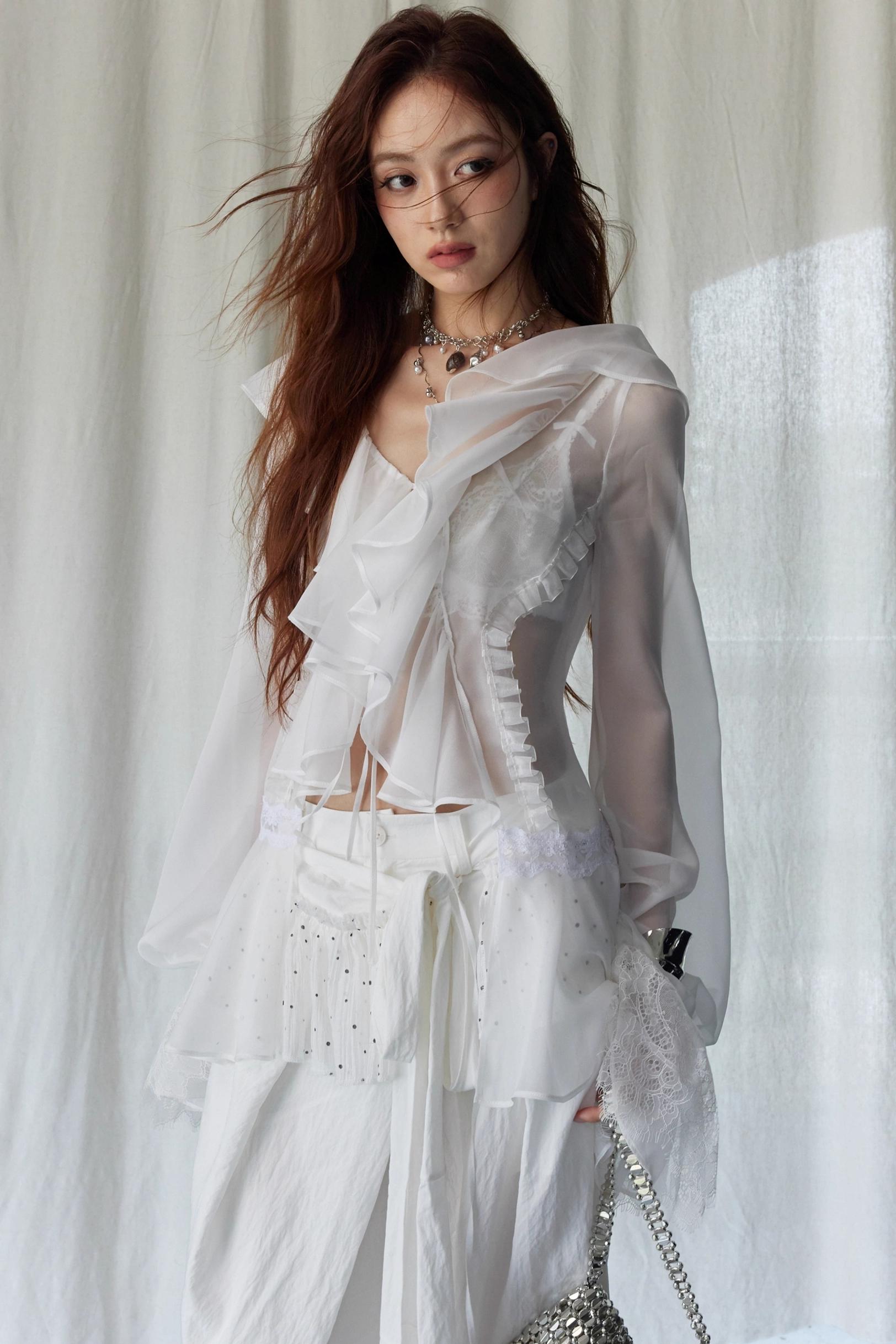 Airy Andromeda Style White Blouse