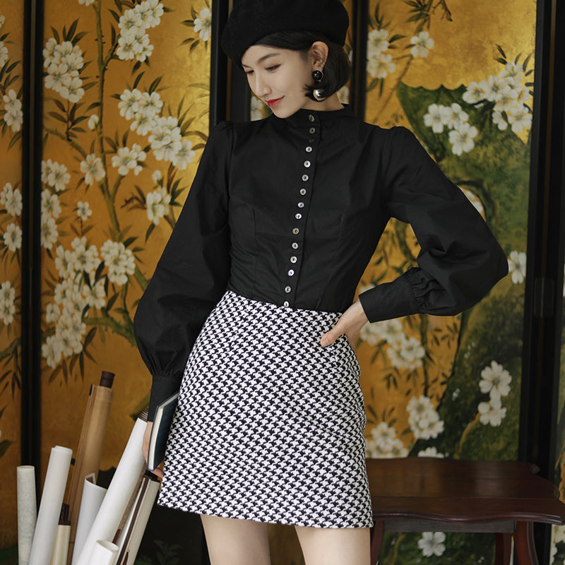 Houndstooth short tweed skirt