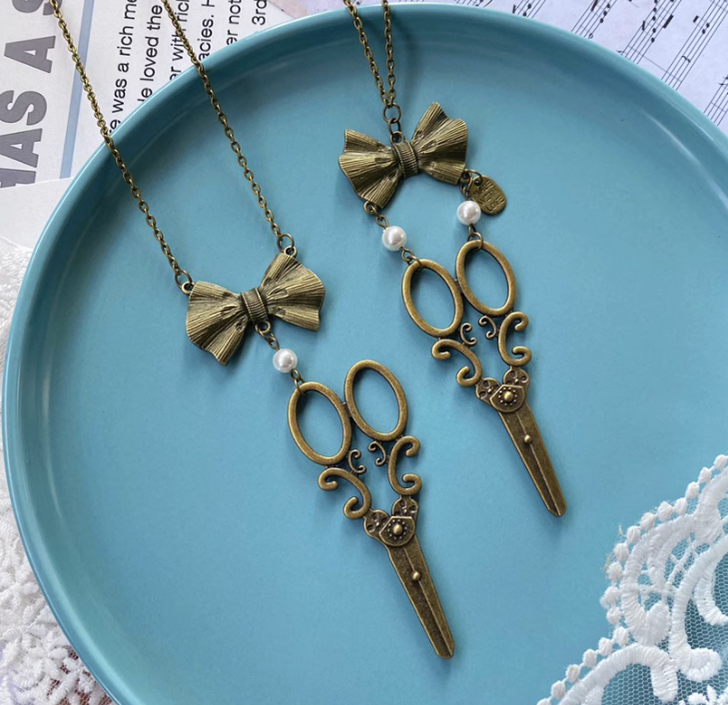 Halloween Alice - Vintage Lolita Bow-Scissors Shaped Necklace