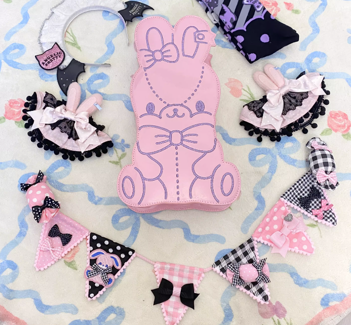 Cheese Cat - Sweet Lolita Plaid Candy Bow Flags Brooch