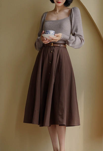 Lady's brown umbrella skirt