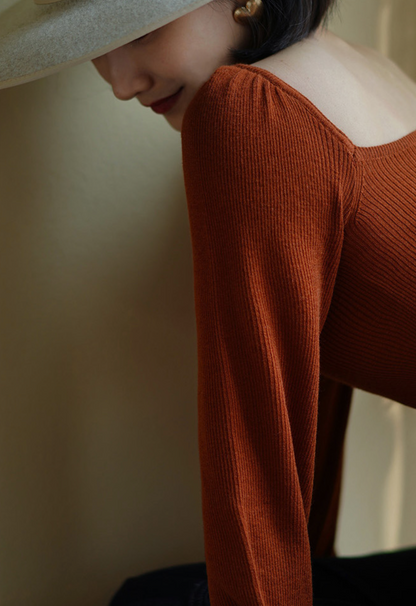 Lady's Bishop Sleeve Knit