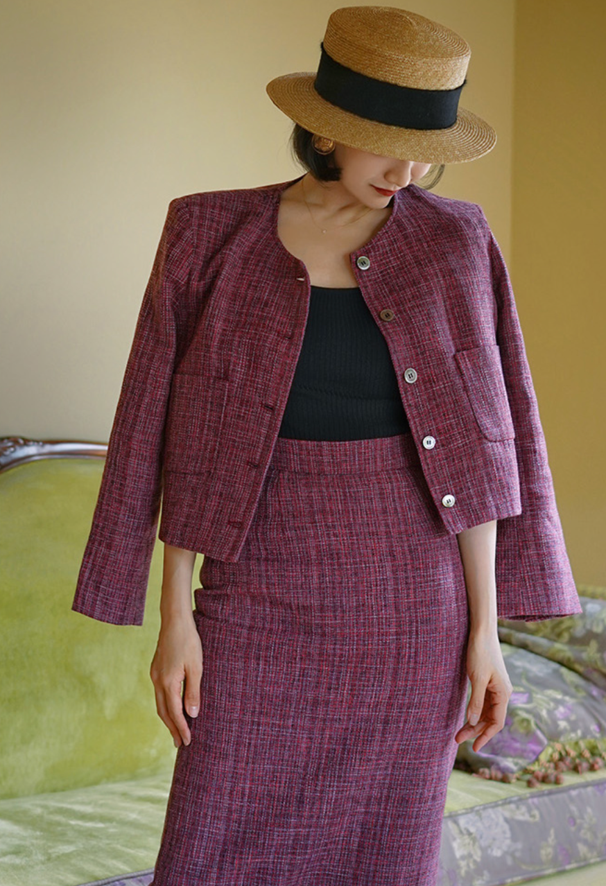 Blue-purple lady tweed jacket and classical skirt