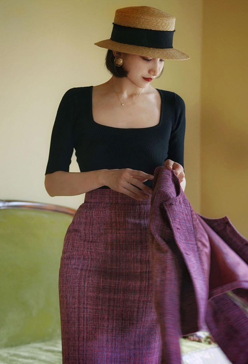 Blue-purple lady tweed jacket and classical skirt