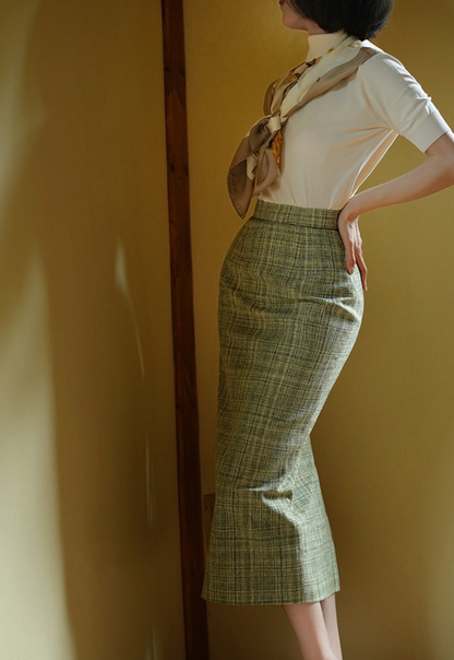 Tweed jacket and classical skirt