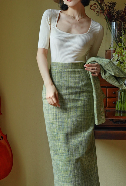 Tweed jacket and classical skirt